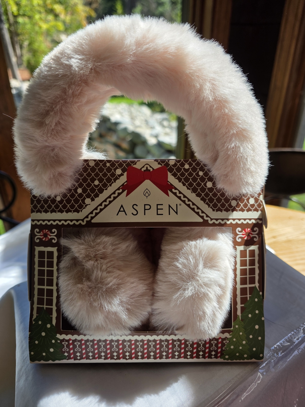 Women's Faux Fur Cream Earmuffs